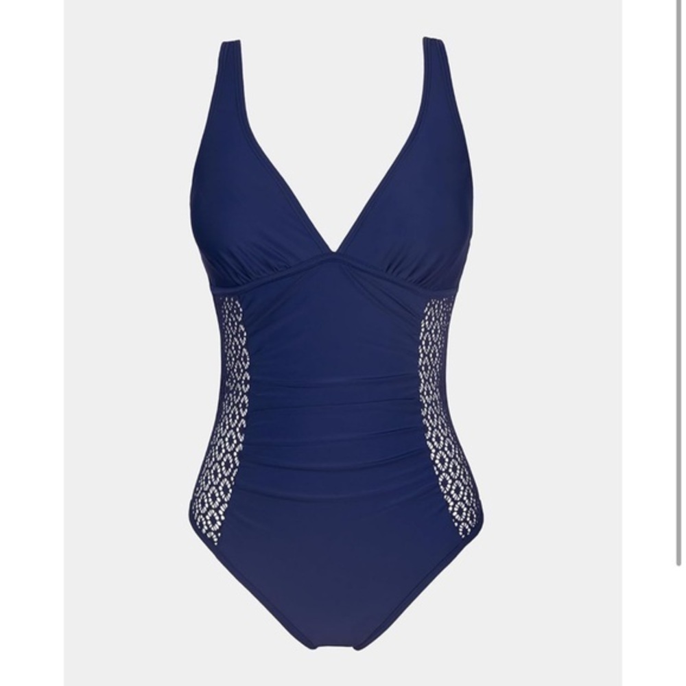 CUPSHE One Piece Swimsuit Ruched Plunging V Neck Lace Bathing Suit Full Coverage